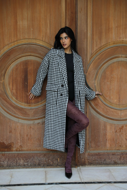 The silverline Tweed Coat